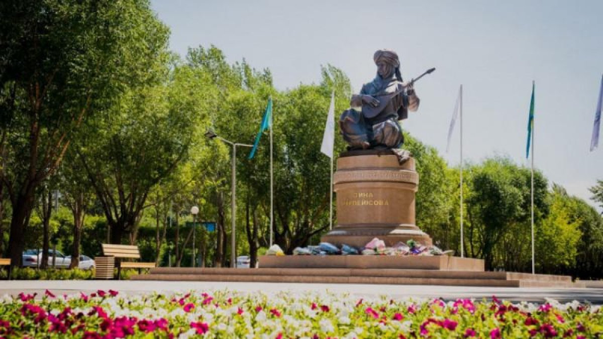 Еще два памятника появилось в Нур-Султане