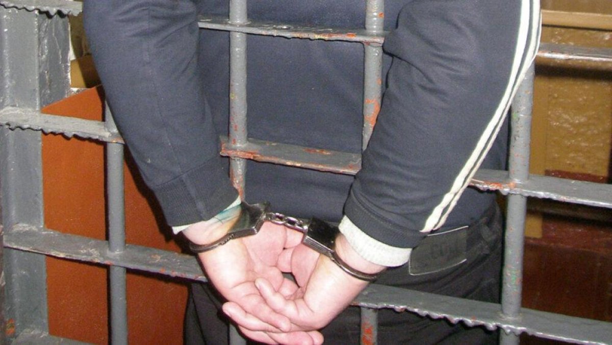 Молодого человека избили толпой и зарезали на глазах подростков в Темиртау