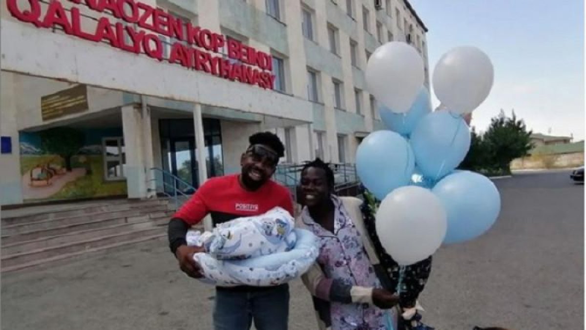 В Жанаозене родился ребенок у пары из Нигерии