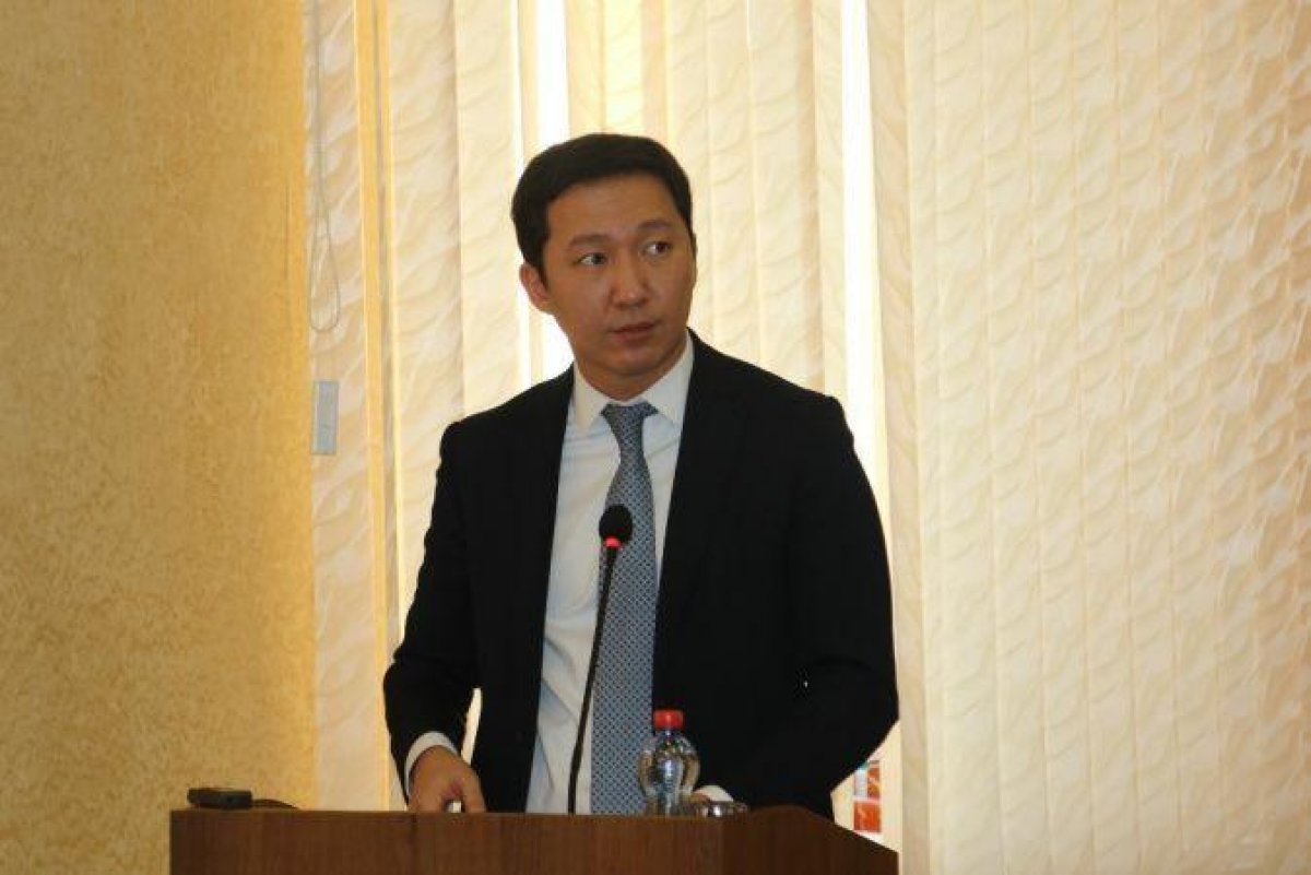 Замакима ЗКО ушел в отставку из-за взятки подчиненного