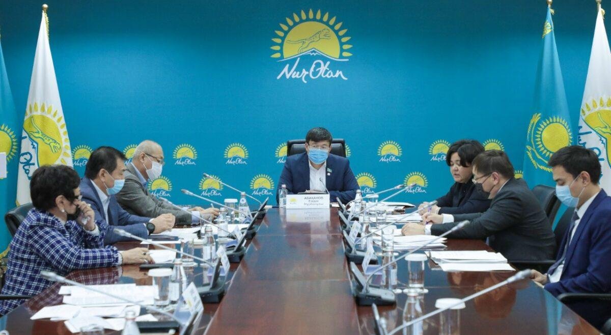 «Реальных действий нет». На площадке Nur Otan высказались о проблемах реки Урал