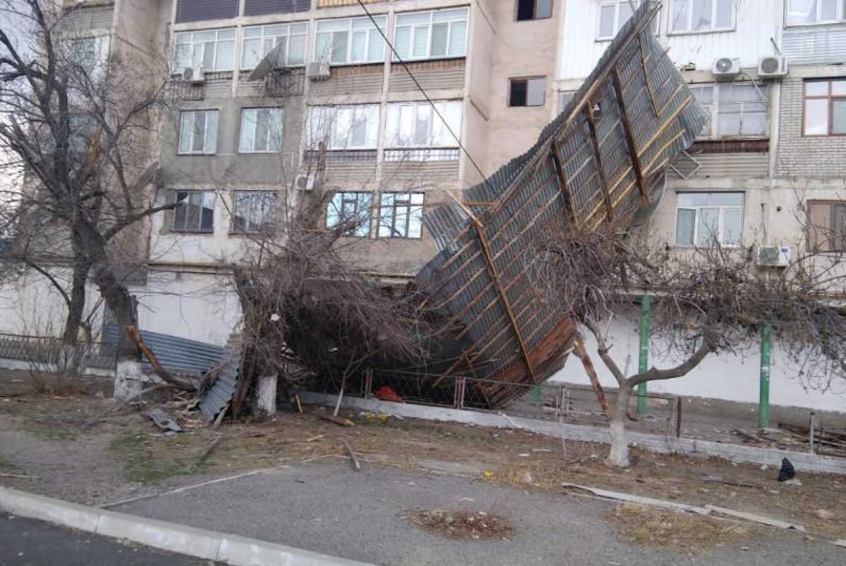 Подросток погиб во время урагана в Жамбылской области