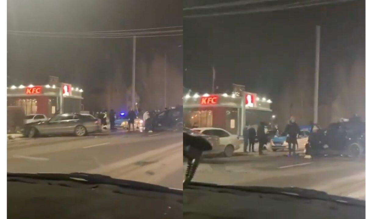 Астанчанин выехал на встречку и столкнулся с двумя автомобилями