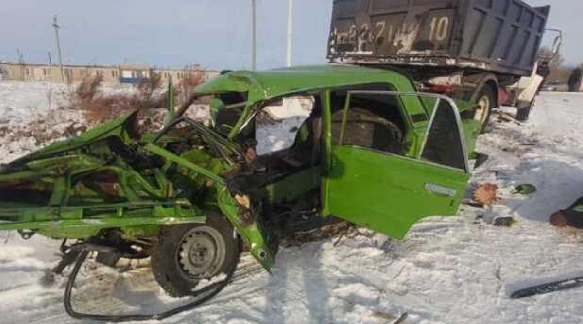 Семейная пара врачей погибла в жутком ДТП в Костанайской области