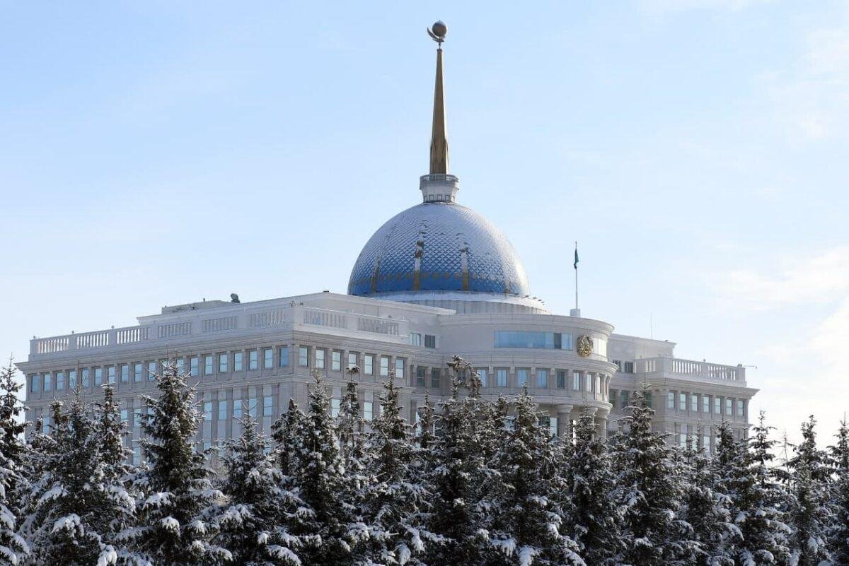 Назарбаева, Ломтадзе и Абдумалик получили госнаграды накануне Дня Независимости