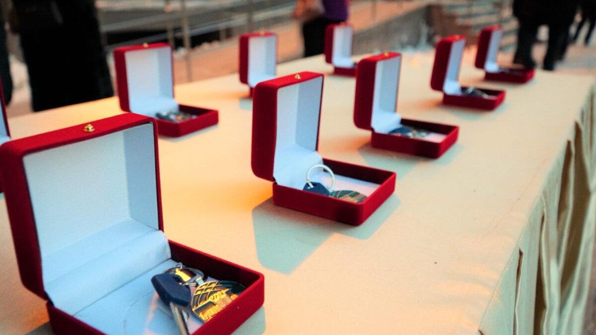 Очередникам Нур-Султана вручили ключи от квартир