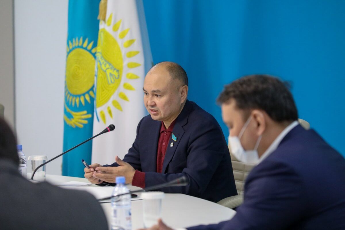 Итоги работы за год подвели в Совете по противодействию коррупции при Nur Otan