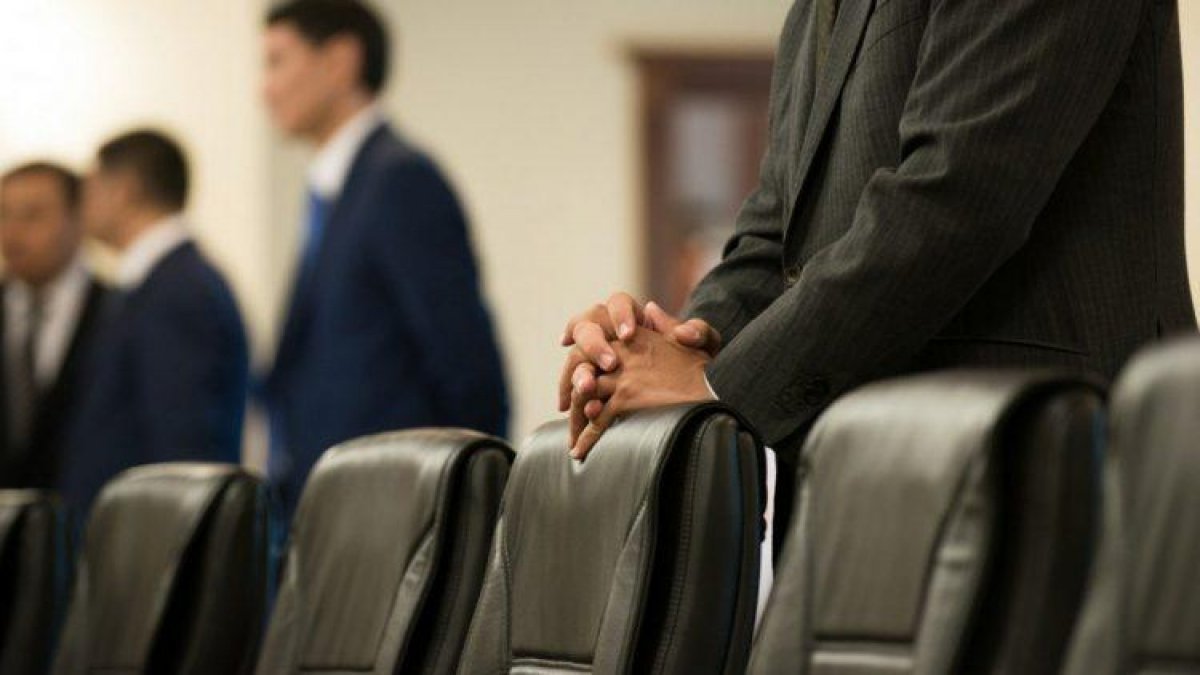 Назван средний возраст казахстанского министра