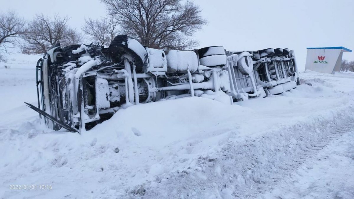Погибли пять человек: смертельное ДТП произошло на трассе Самара – Шымкент