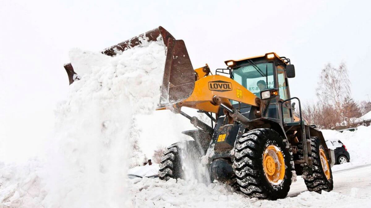 Утопают в снегу: Жители Костанайской области забросали жалобами акимат