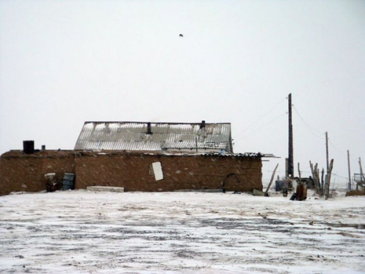 Потерявшегося водителя бензовоза в Атырауской области нашли