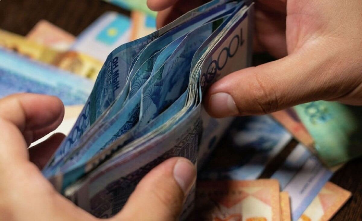 Желавшего "откосить" от армии семейчанина обманул мошенник