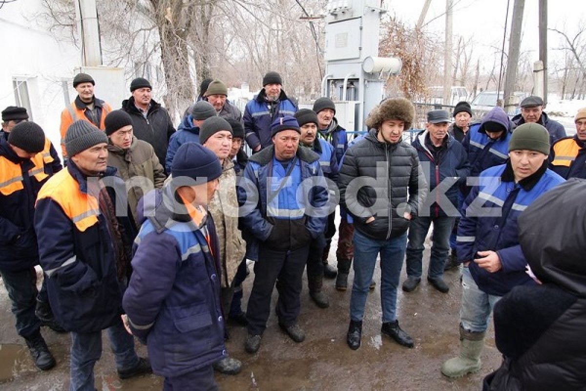 Отказались чистить дороги: в "Казахавтодоре" ответили на забастовку своих сотрудников