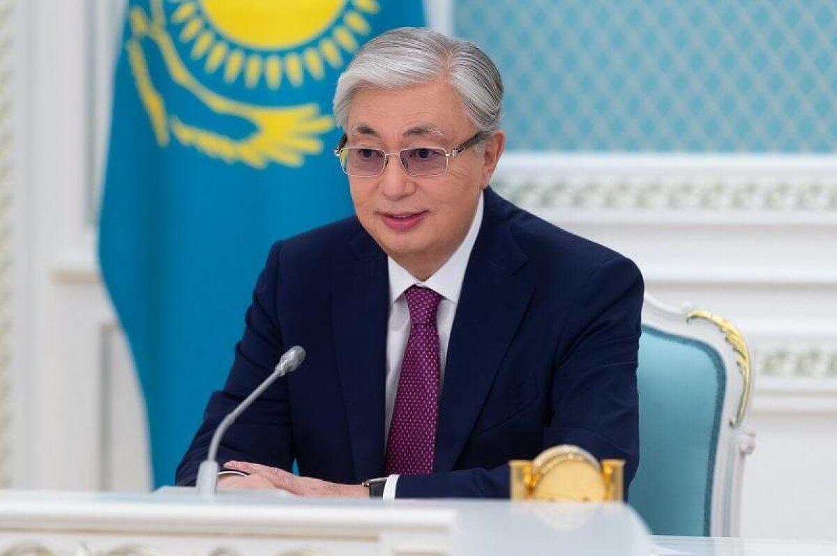 Президент Казахстана поздравил женщин с 8 Марта