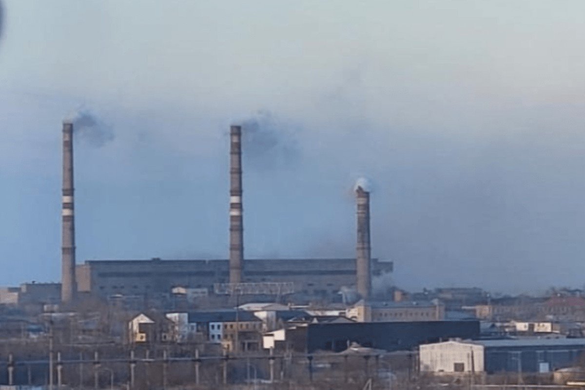 В Петропавловске обрушилась труба ТЭЦ-2