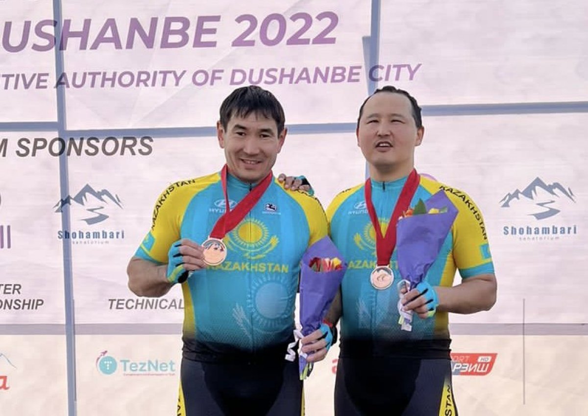 Сборная Казахстана впервые завоевала медаль в паравелоспорте на чемпионате Азии