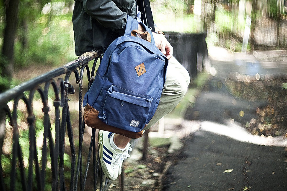 Вещи пропавшего три дня назад подростка нашли на берегу реки Тобол