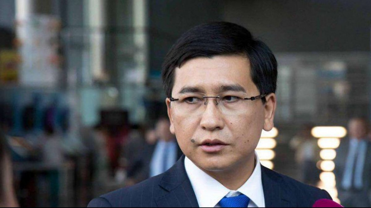 "Zа наших": Аймагамбетов прокомментировал инцидент в Назарбаев Университете