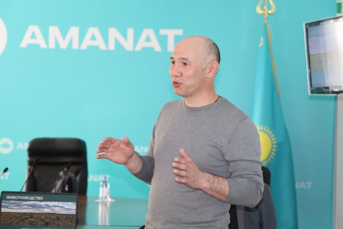 "Адал жүрек": в регионах Казахстана презентуют социальный проект