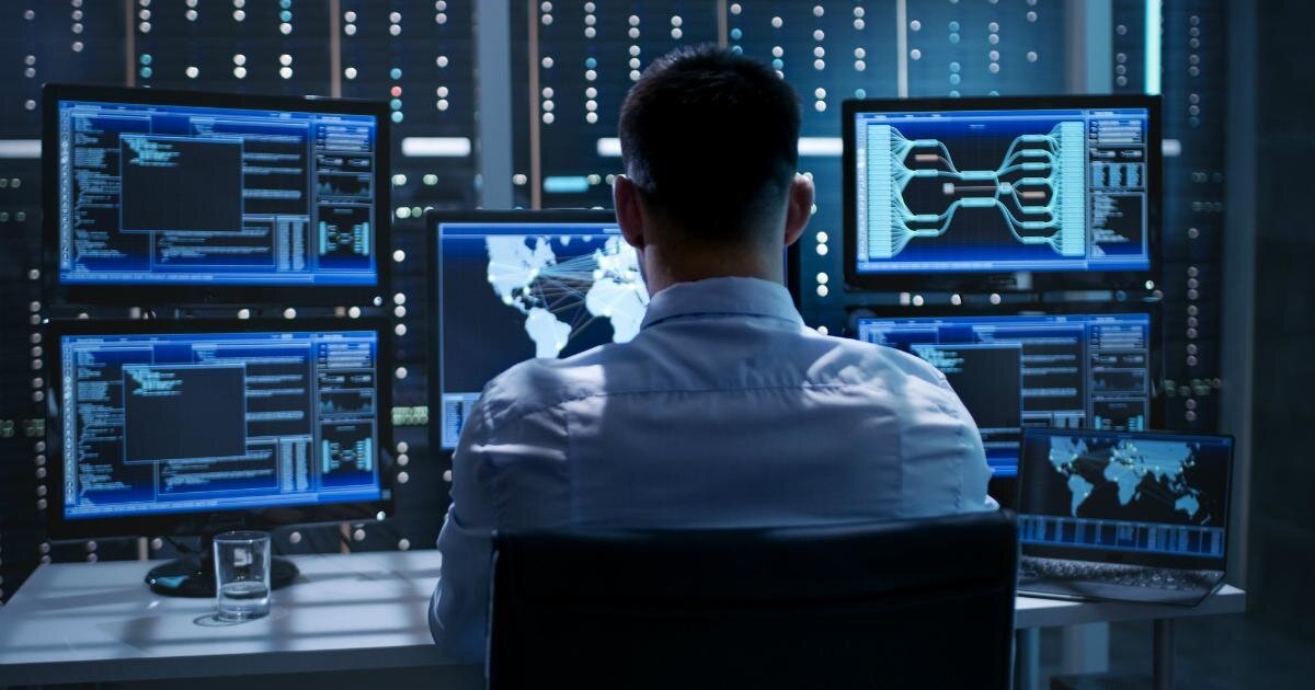 Предоставлять отсрочку от воинской службы IT-специалистам предлагают в Казахстане