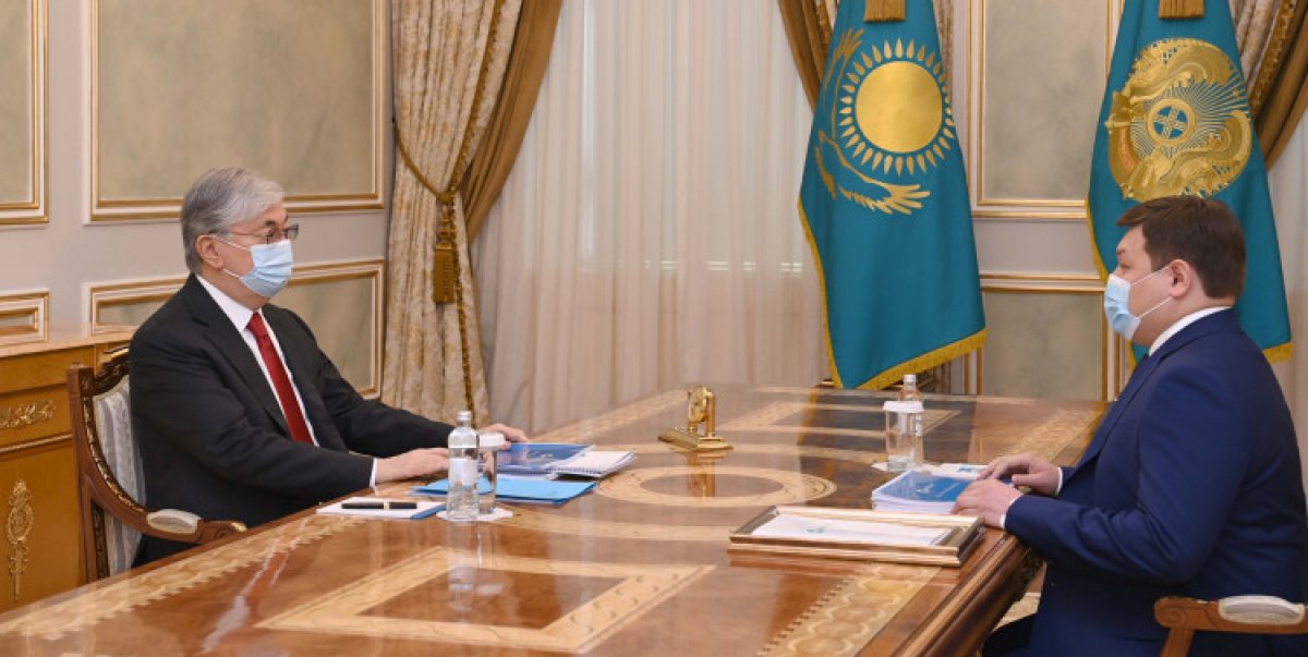 Усилить обратную связь партии AMANAT с населением поручил президент