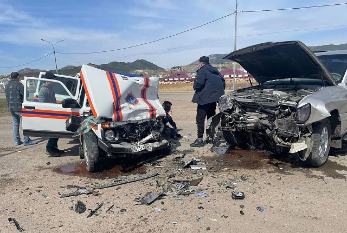 Спасатели попали в ДТП, когда ехали на пожар в Баянауле