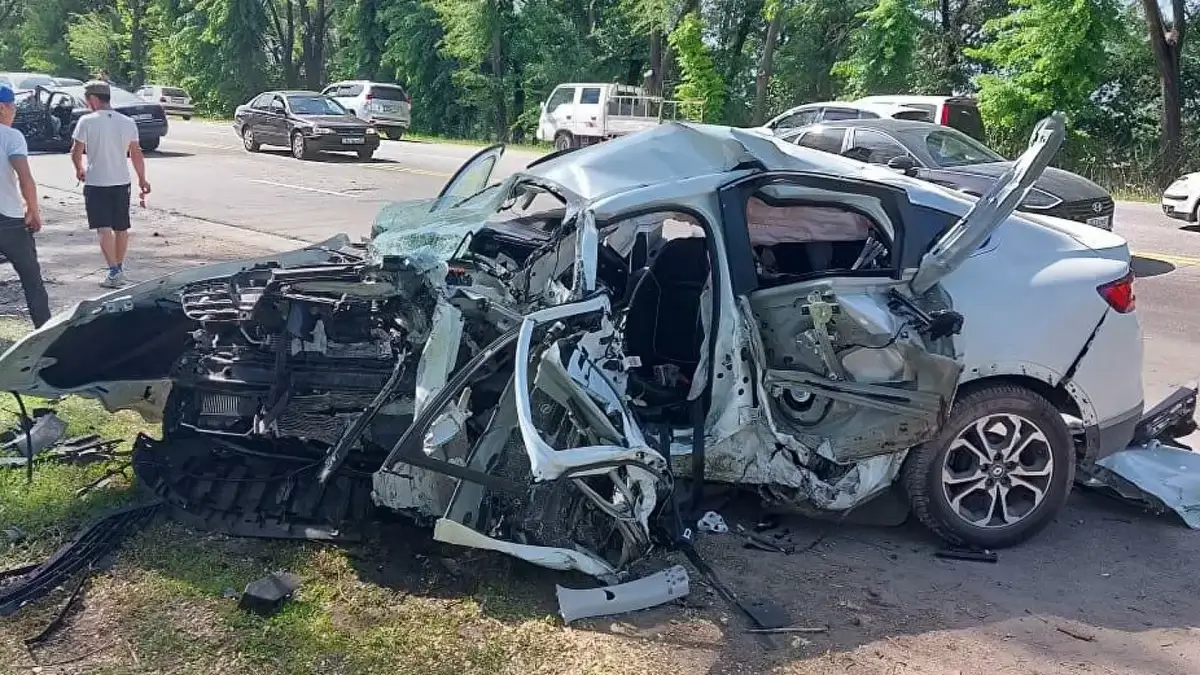 От удара машины раскидало: смертельное ДТП в Алматинской области