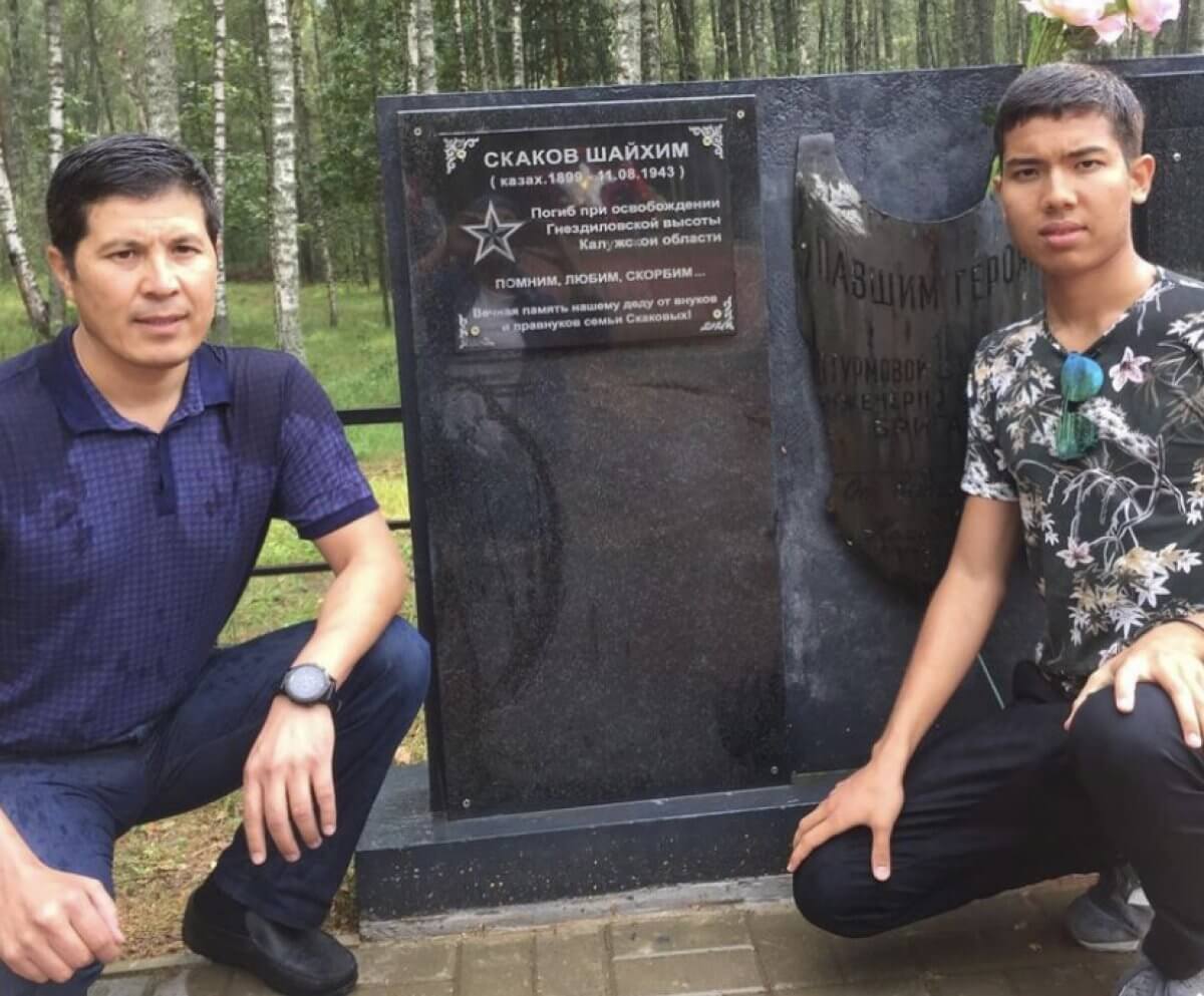 Аким Павлодарской области поведал историю о погибшем на фронте деде