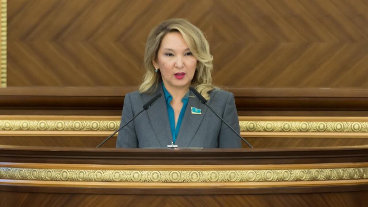Это ответ на давние требования народа - Айгуль Нуркина о референдуме