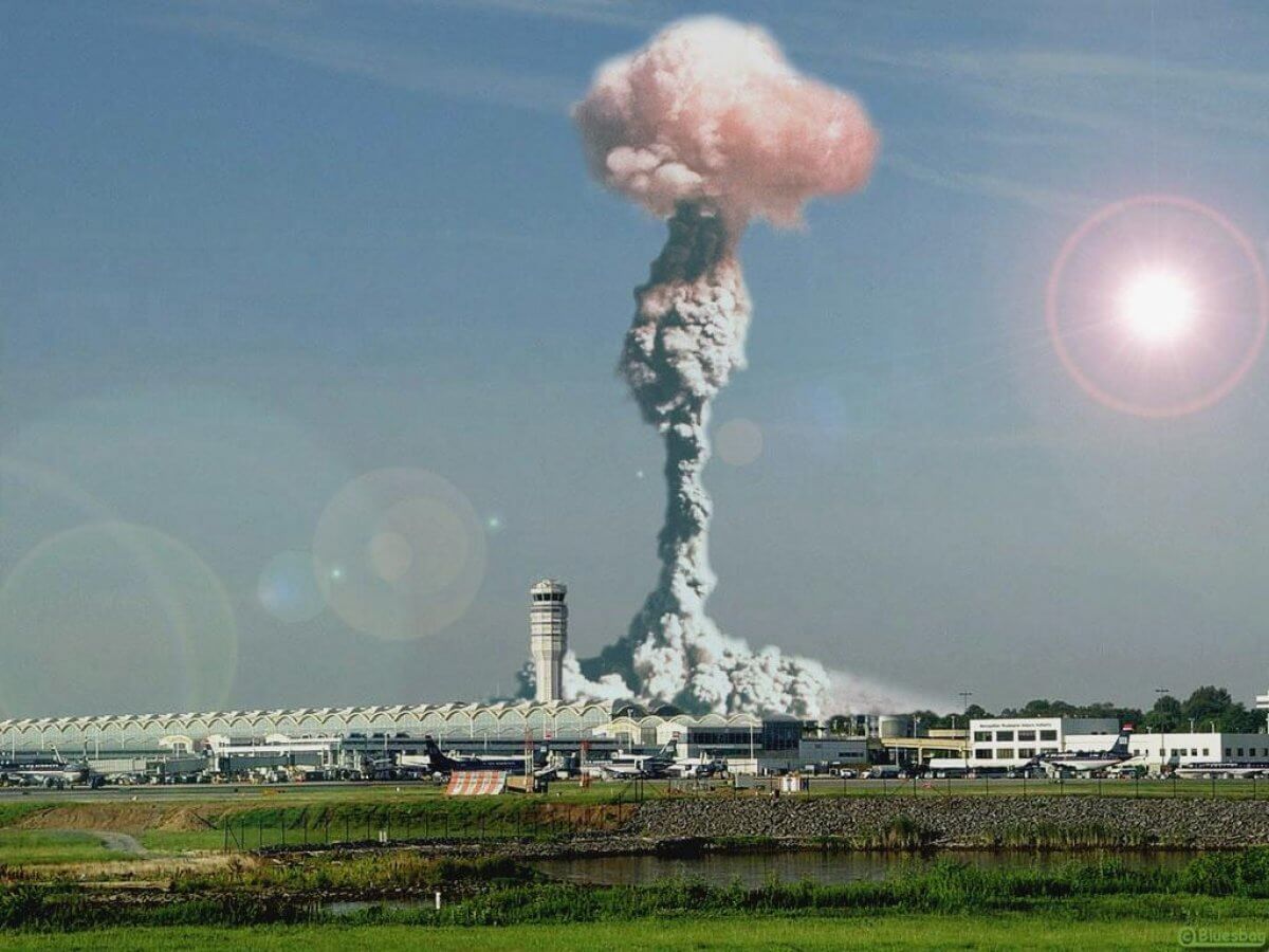Ядерный взрыв аэс. Взрыв на Чернобыльской АЭС. Чернобыль 1986-2022. Чернобыльская АЭС 1986. Взрыв атомной станции в Чернобыле.