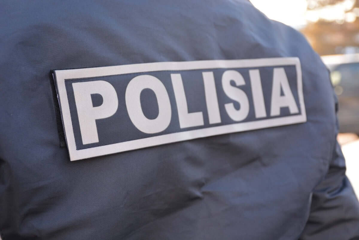 Мужчина напал и ограбил 12-летнюю девочку в Конаеве