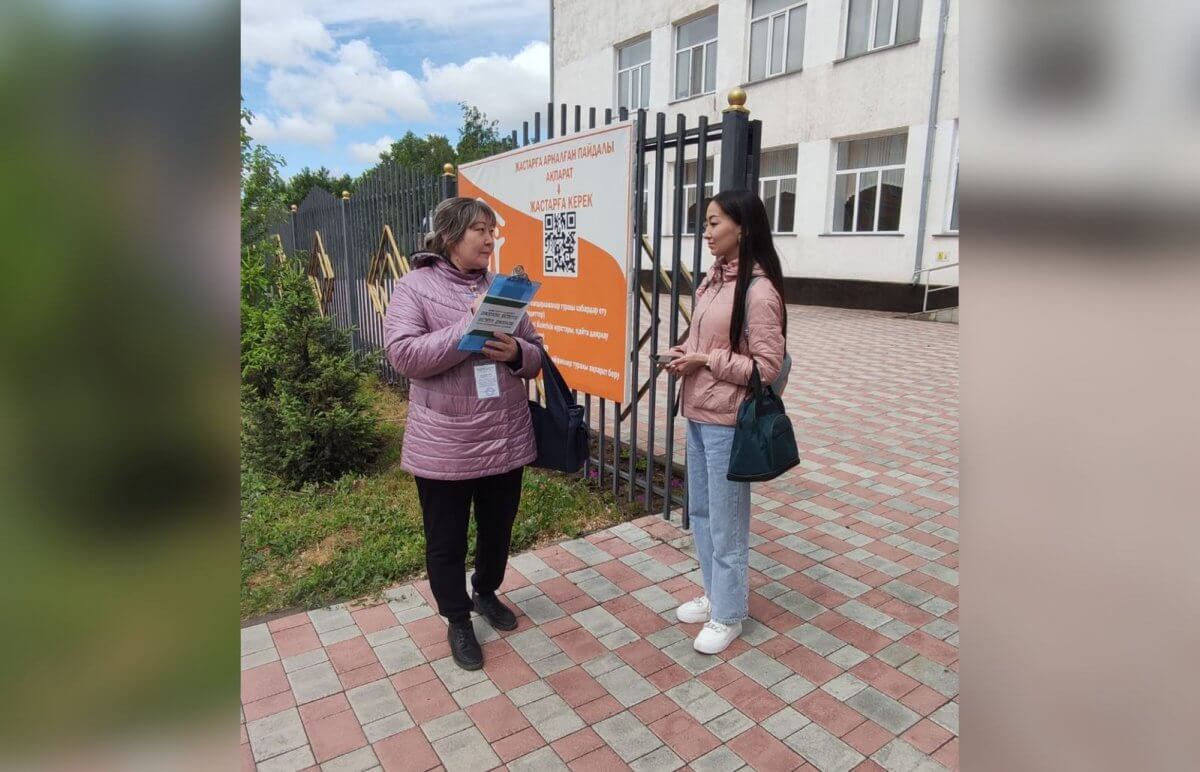 Видно, что павлодарцы идут на референдум осознанно – интервьюер exit poll