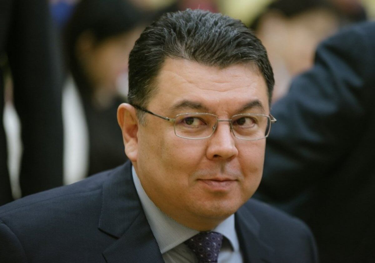 Канат Бозумбаев опубликовал прощальный пост