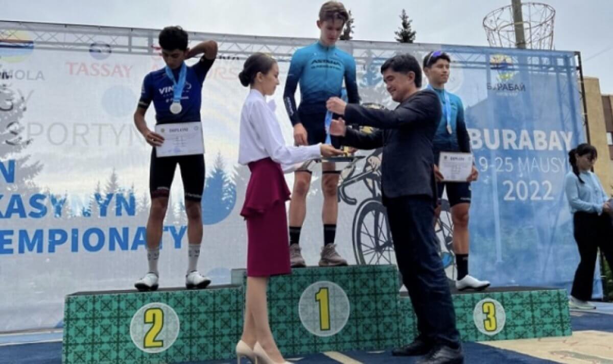 Сын Винокурова стал чемпионом Казахстана по велоспорту