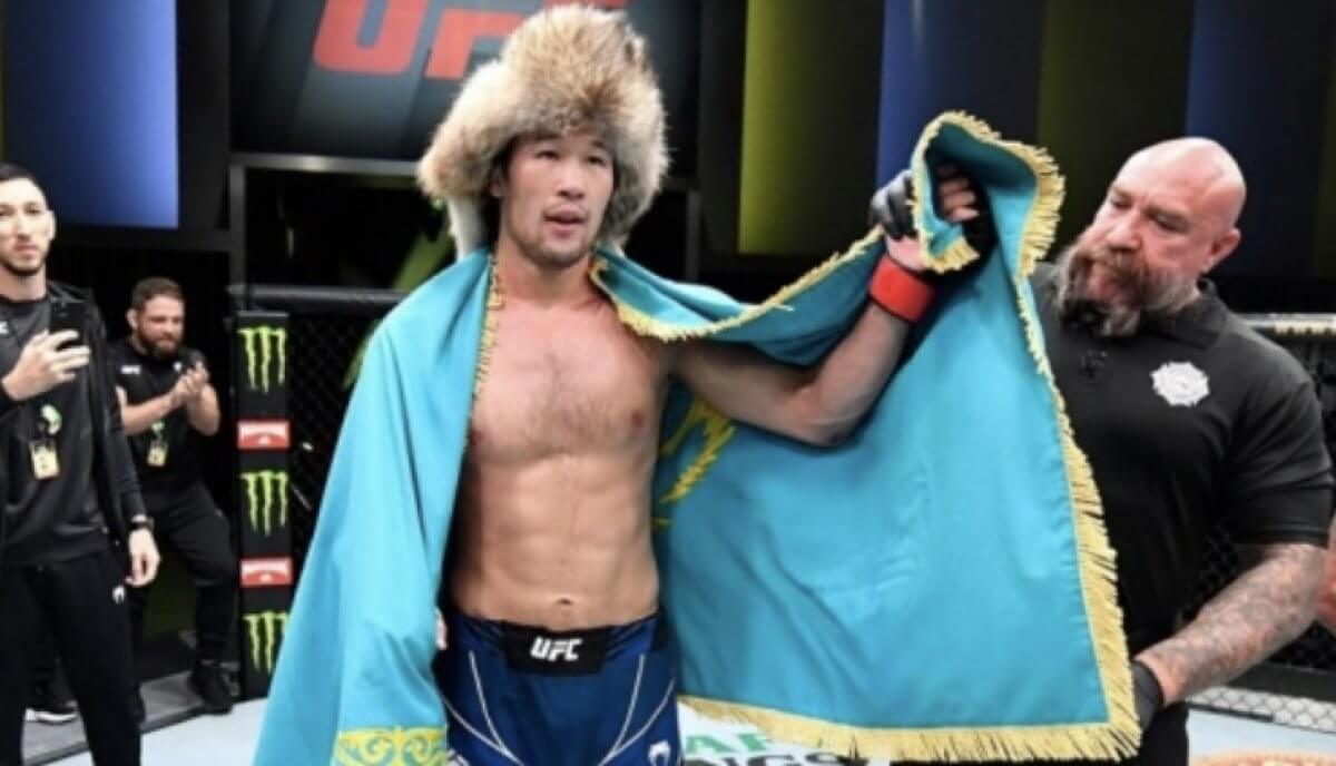 Шавкат Рахмонов досрочно выиграл четвертый бой в UFC