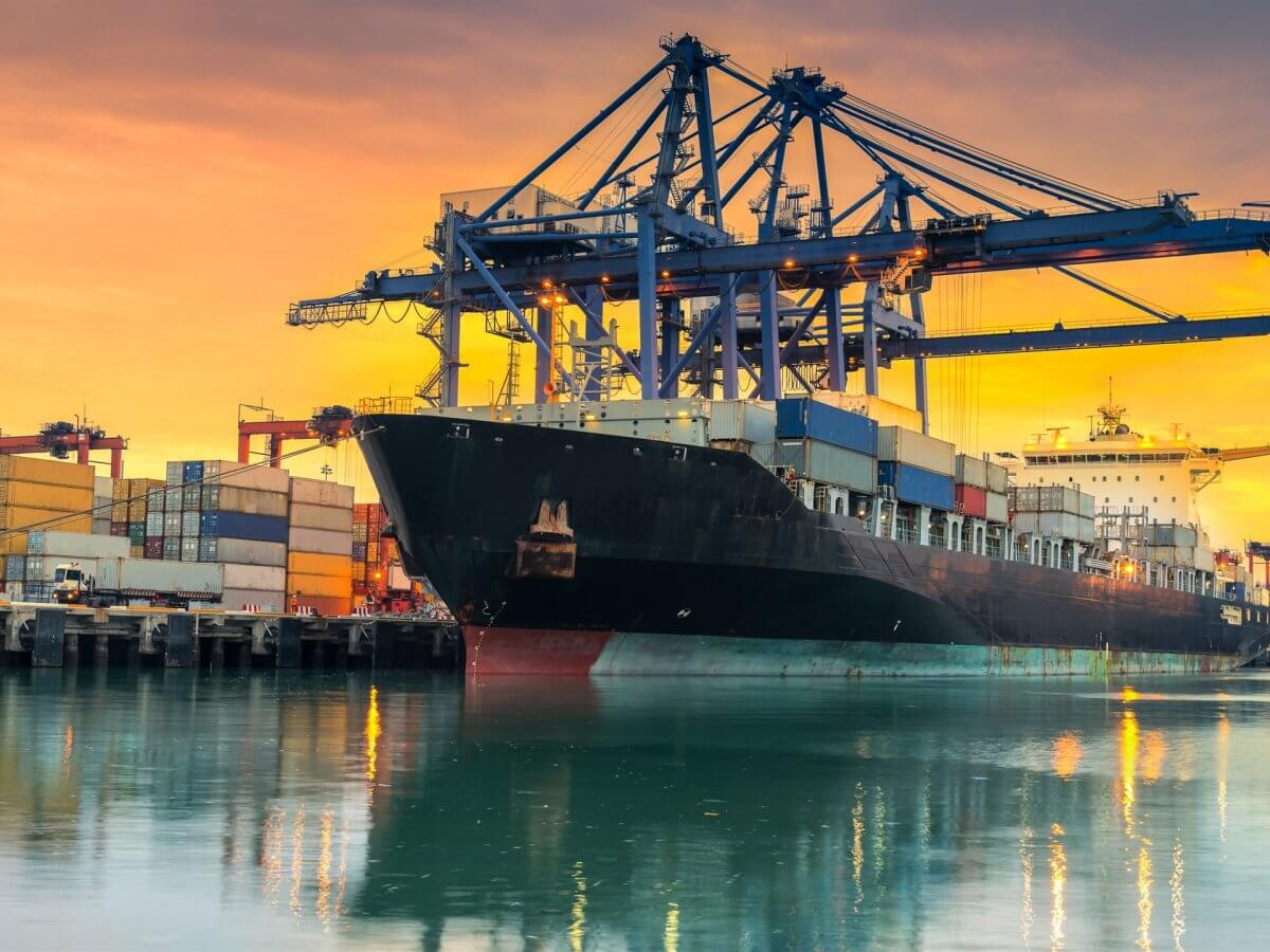 Товарооборот между Казахстаном и Россией значительно снизился