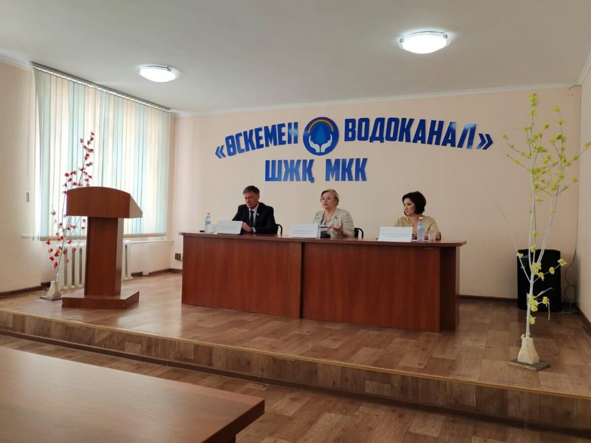 Мажилисмены изучили проблемы коммунальщиков в Усть-Каменогорске