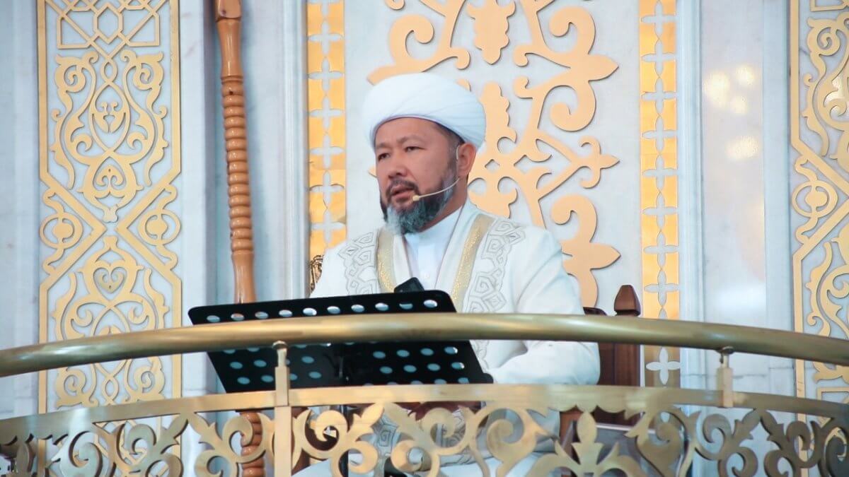 Верховный муфтий поздравил казахстанцев со священным праздником Курбан айт