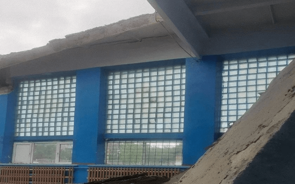 Крыша обрушилась в одной из школ Караганды