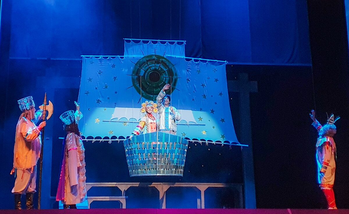 Как музыкальный театр из Караганды встретили в Нур-Султане