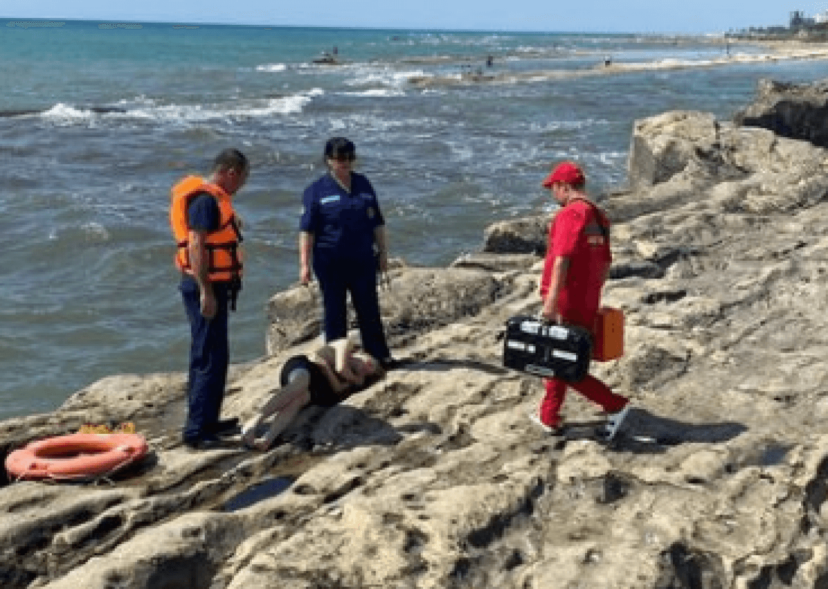 Каспий инфо новости. Дети на Каспийском море Мангистауская. Болгария море. Администрация Каспийского моря. Черное море купаться.