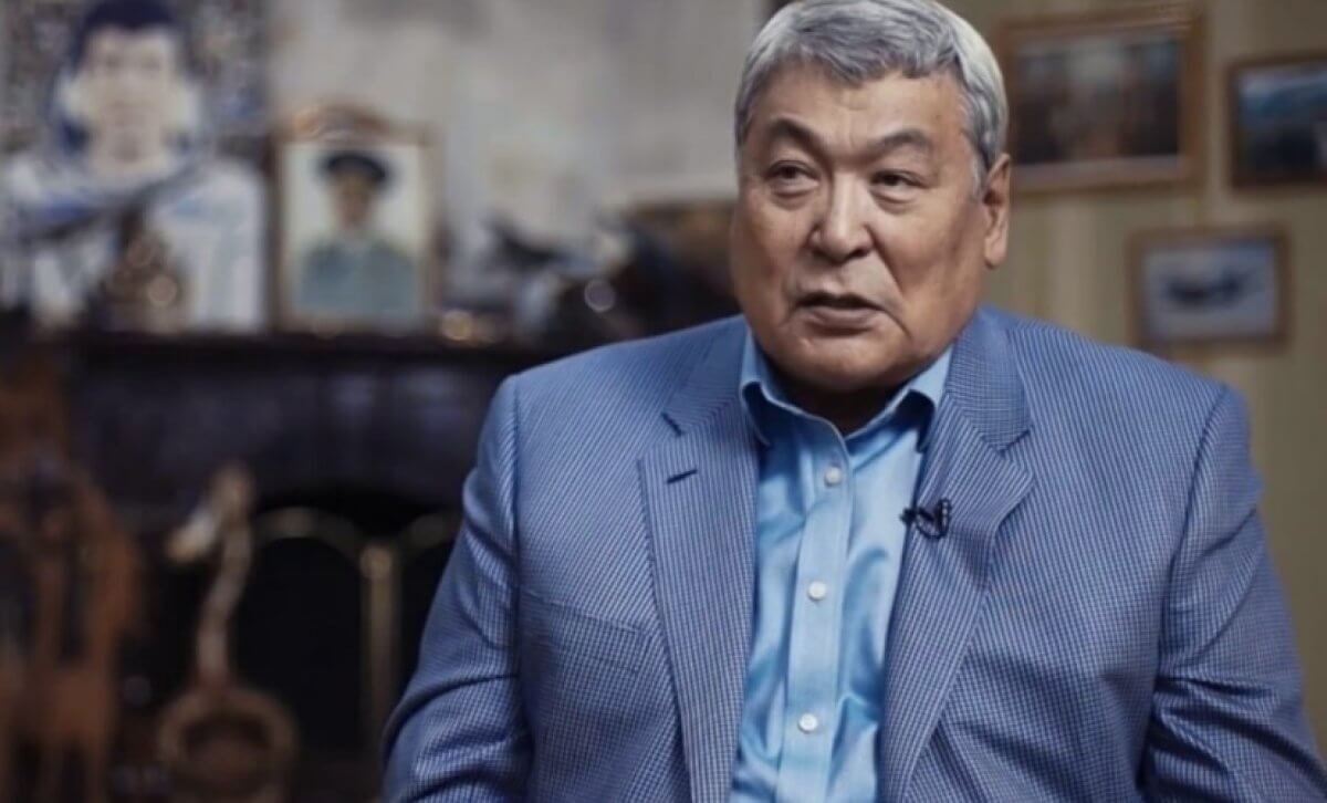 Стоял горой за нас – первый космонавт о президенте и январских событиях