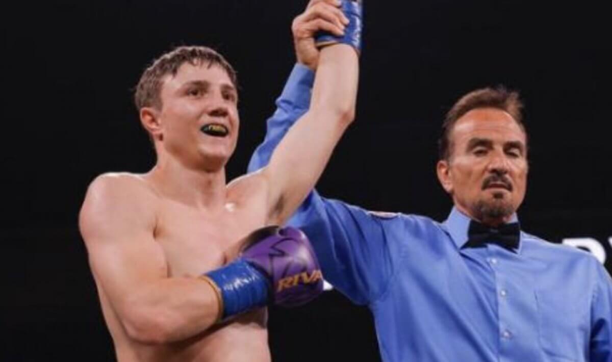 Казахстанский чемпион WBA нокаутировал мексиканца у него на родине