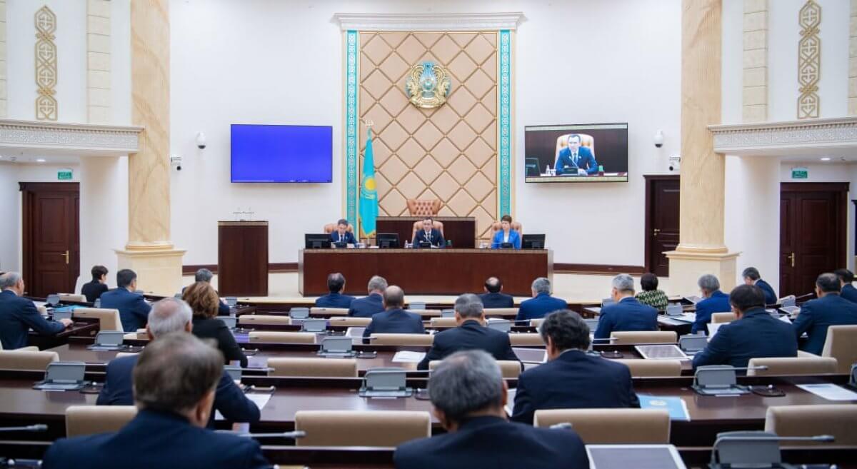 Закон о делимитации казахстанско-туркменской границы приняли в Сенате
