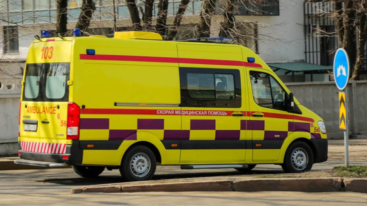Металл в поселке в Павлодарской области перевозили на "скорой"