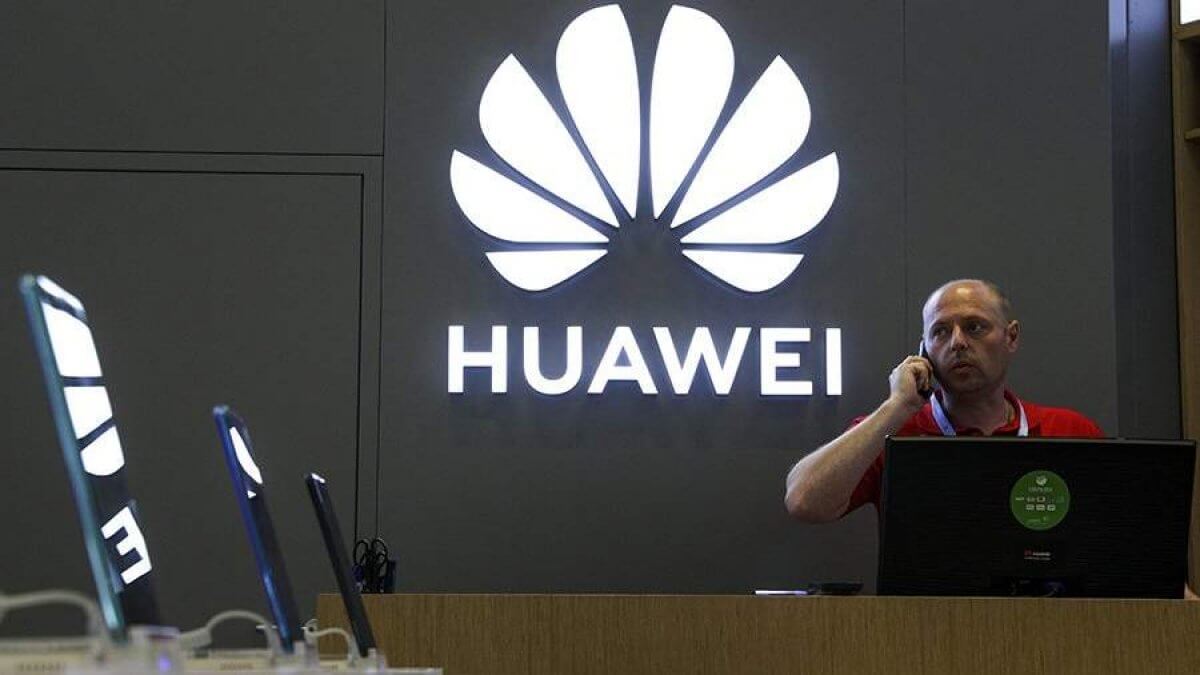 Huawei может уйти из России, поставки смартфонов прекращены