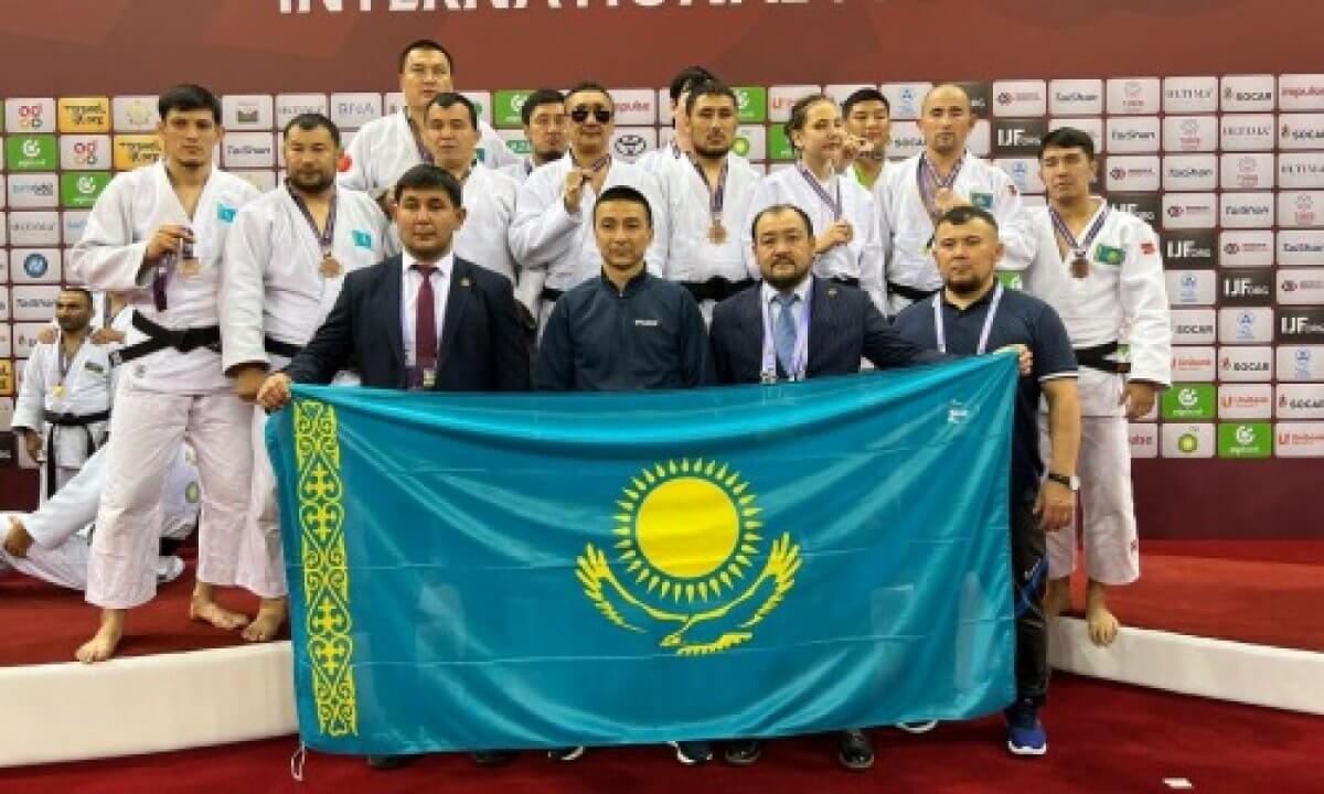 Сборная команда Казахстана по парадзюдо стала бронзовым призером чемпионата мира