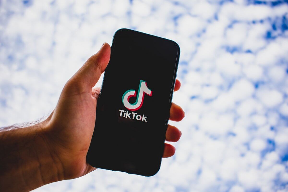 Через TikTok выманивал откровенные фото детей житель Актюбинской области