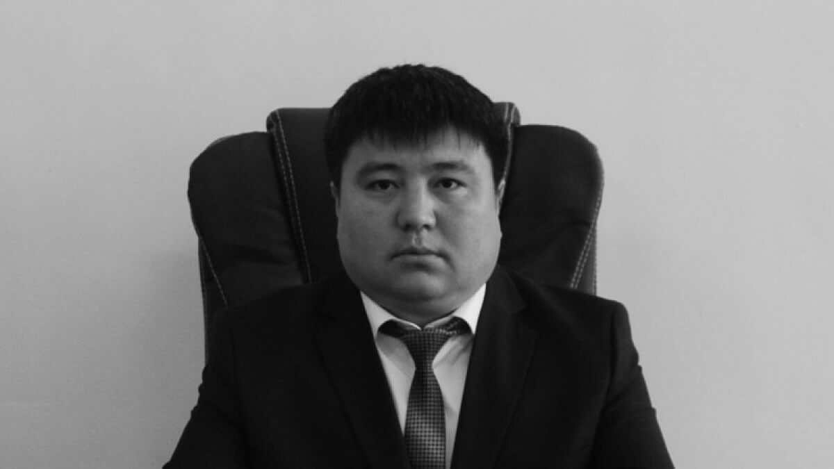 Глава крестьянского хозяйства зарезал акима в Актюбинской области
