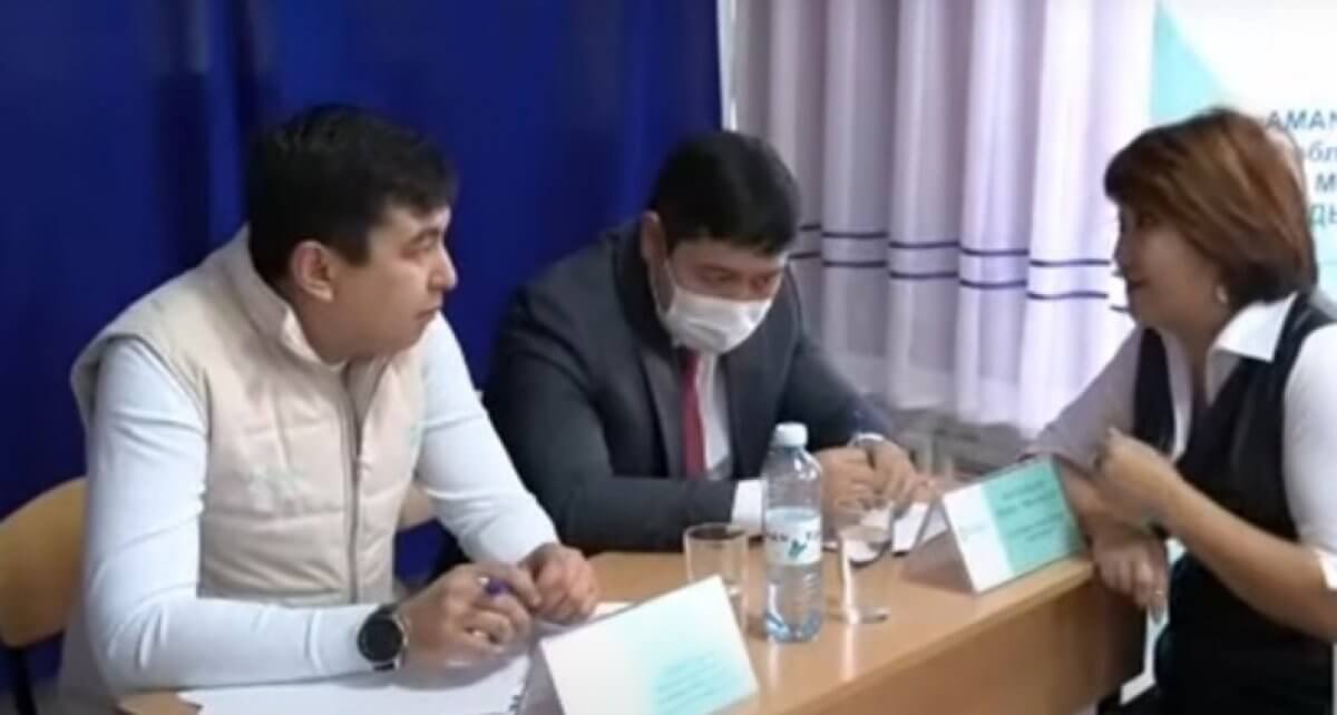 Проблемы освещения и водоснабжения: мобильная приемная AMANATа посетила Костанайскую область